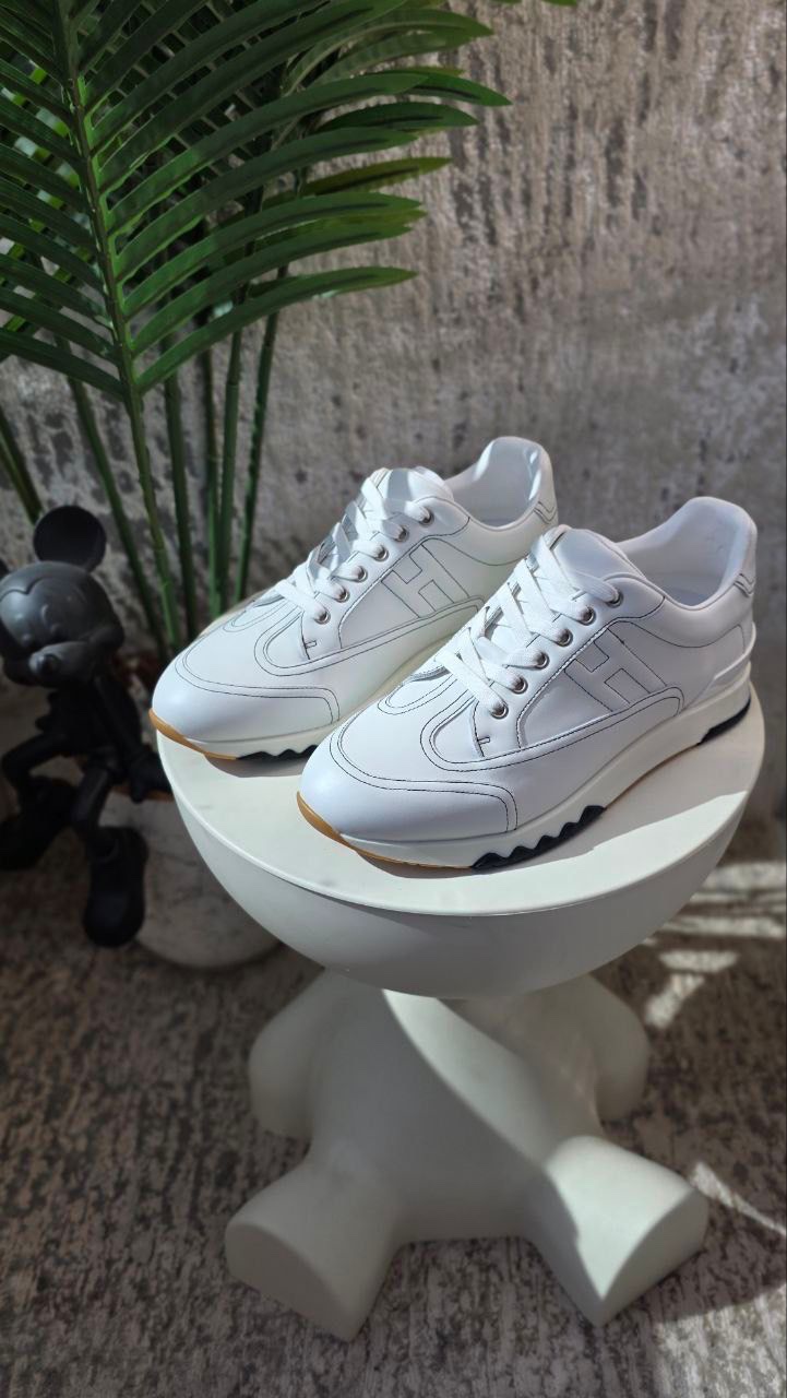 Hermès Trail Sneakers - Image 8