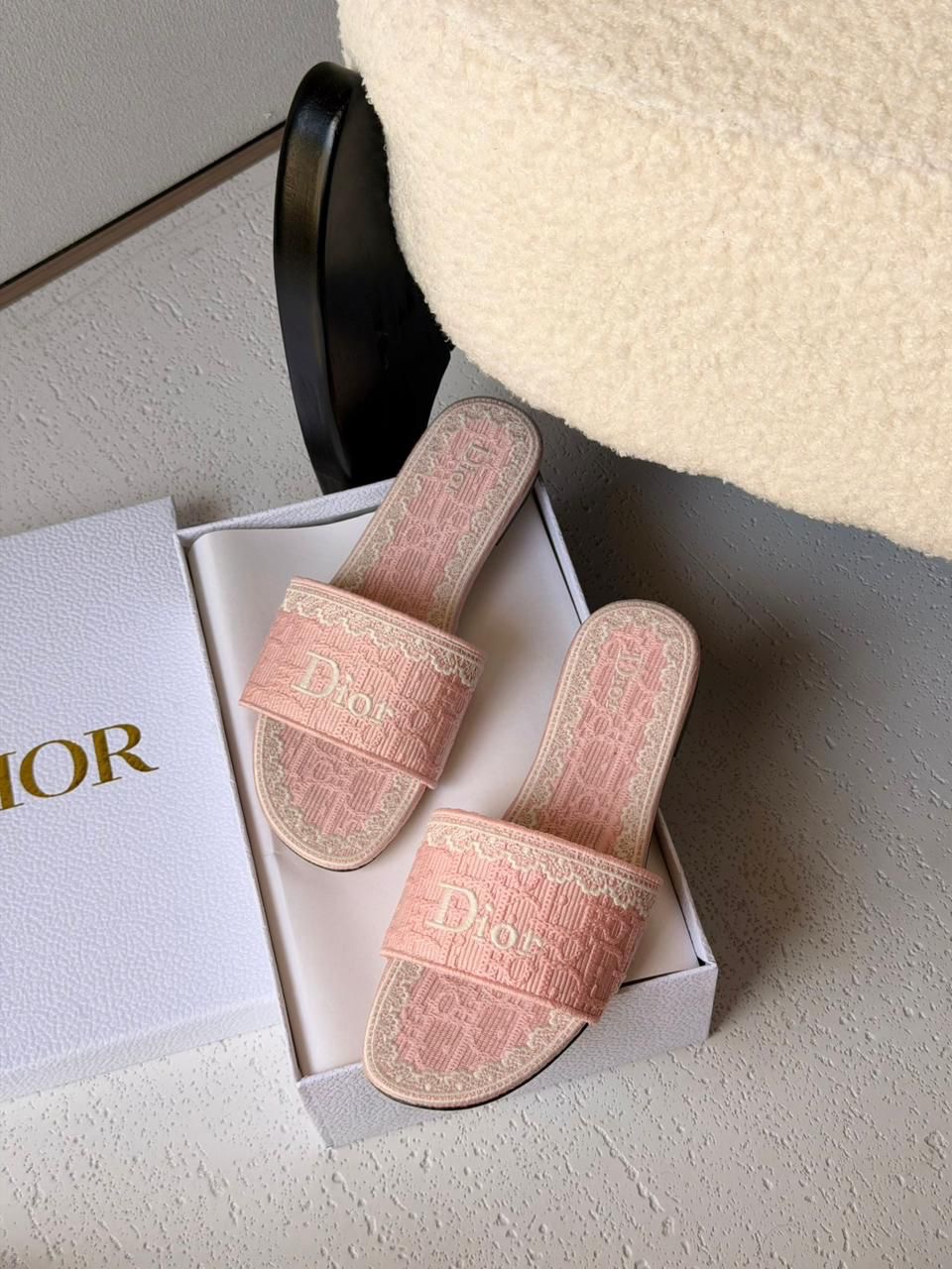 Dior Dentelle Slides Oblique Embroidery And Delicate White Lace Detailing - Image 8
