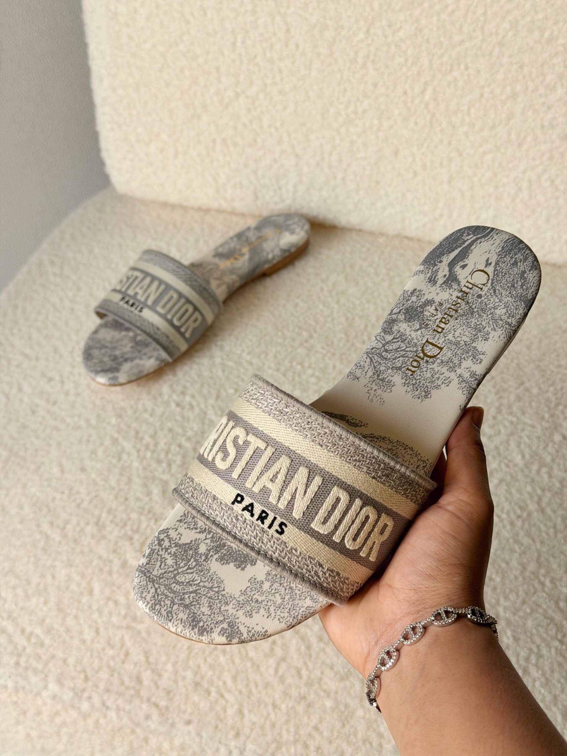 Dior Dway Slides Embroidered Millefiori Motif - Image 4