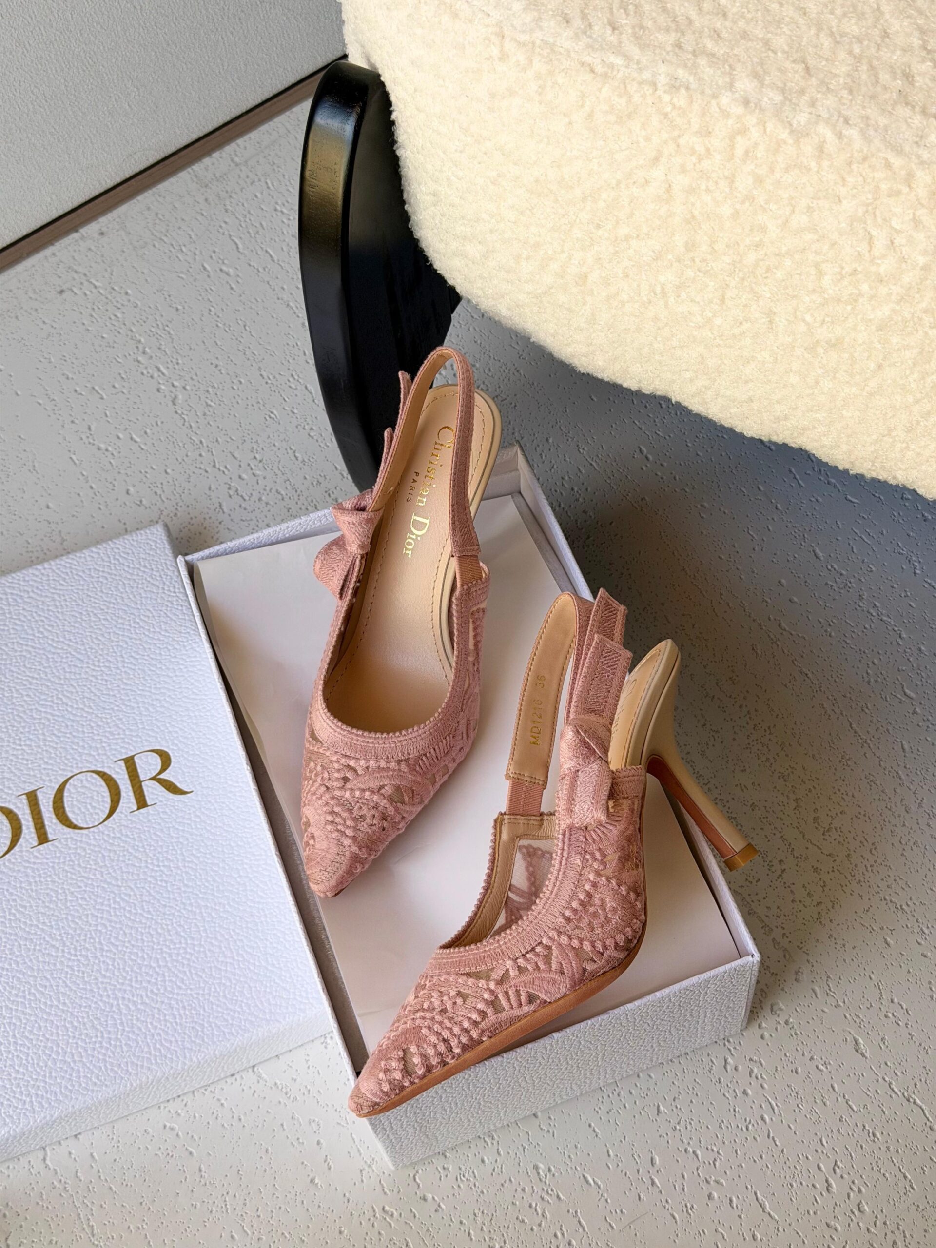 Christian Dior Lace Singback Pumps - Image 4