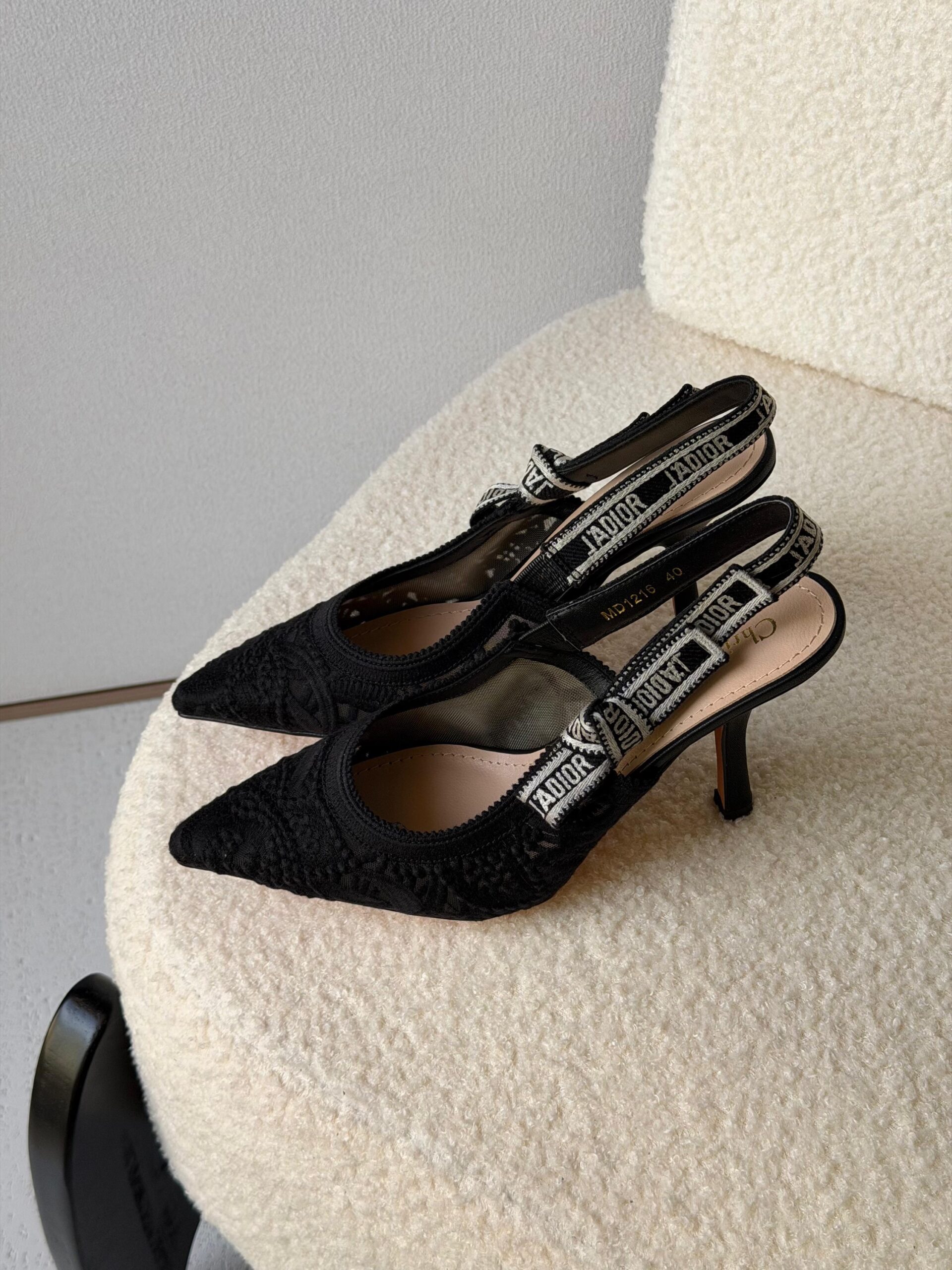 Christian Dior Lace Singback Pumps - Image 2