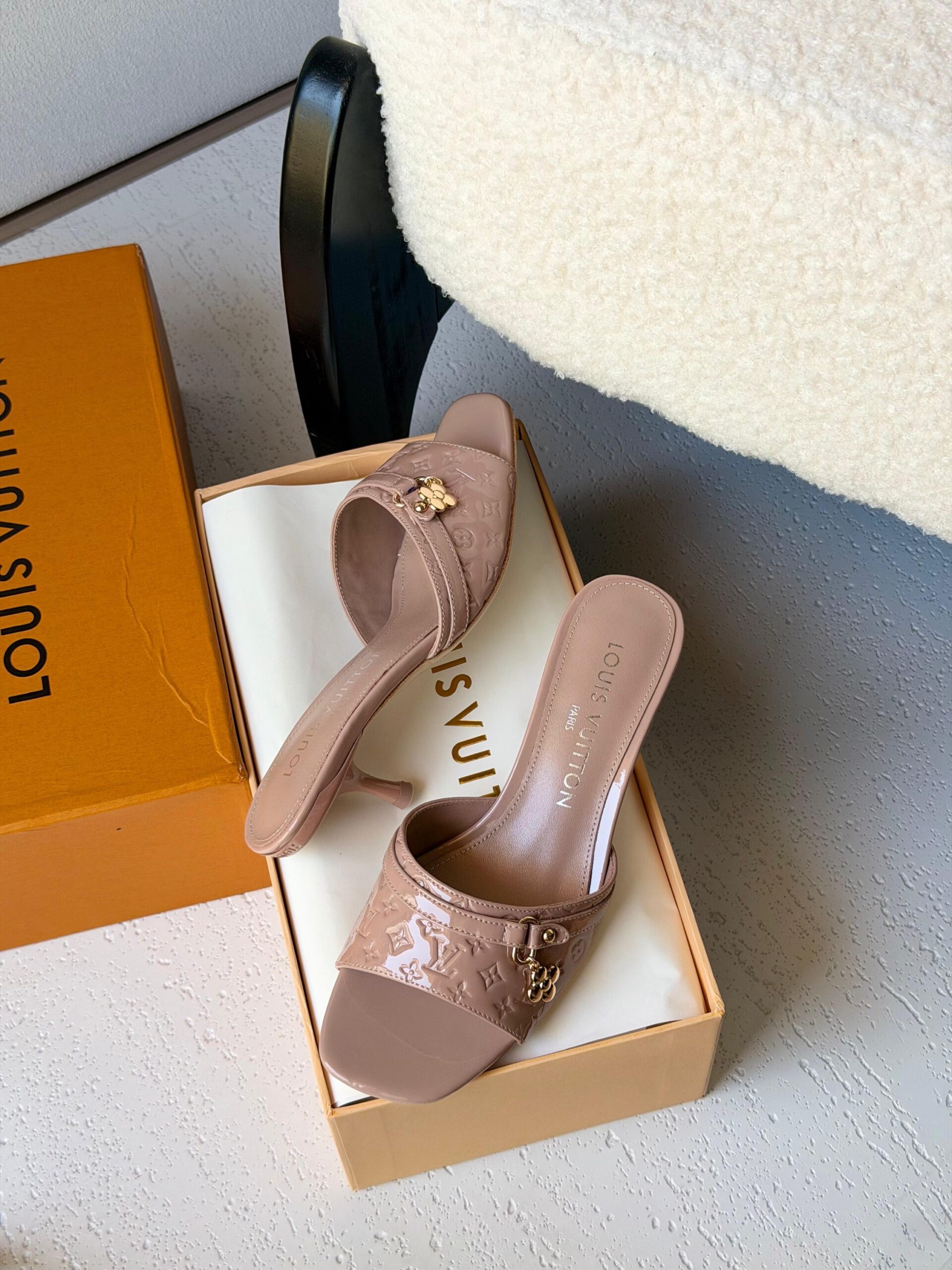 Louis Vuitton "6AM" Mules - Image 2