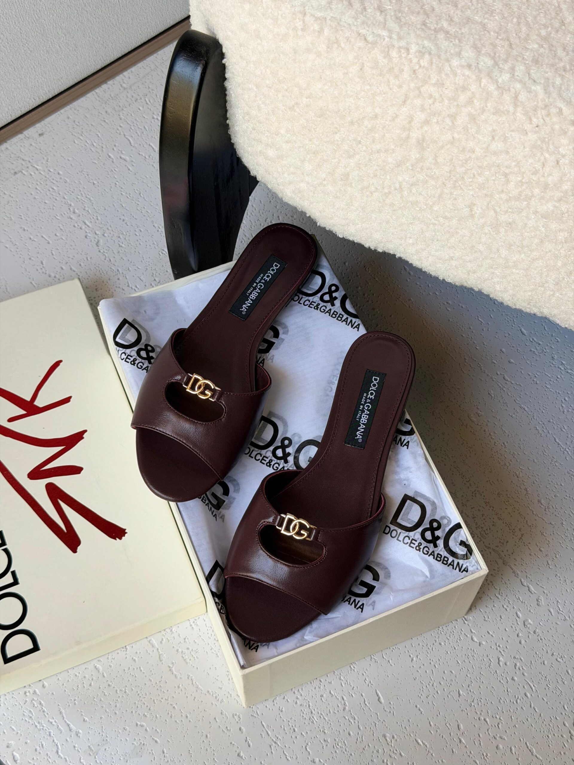 Dolce & Gabbana Leather Slides - Image 3
