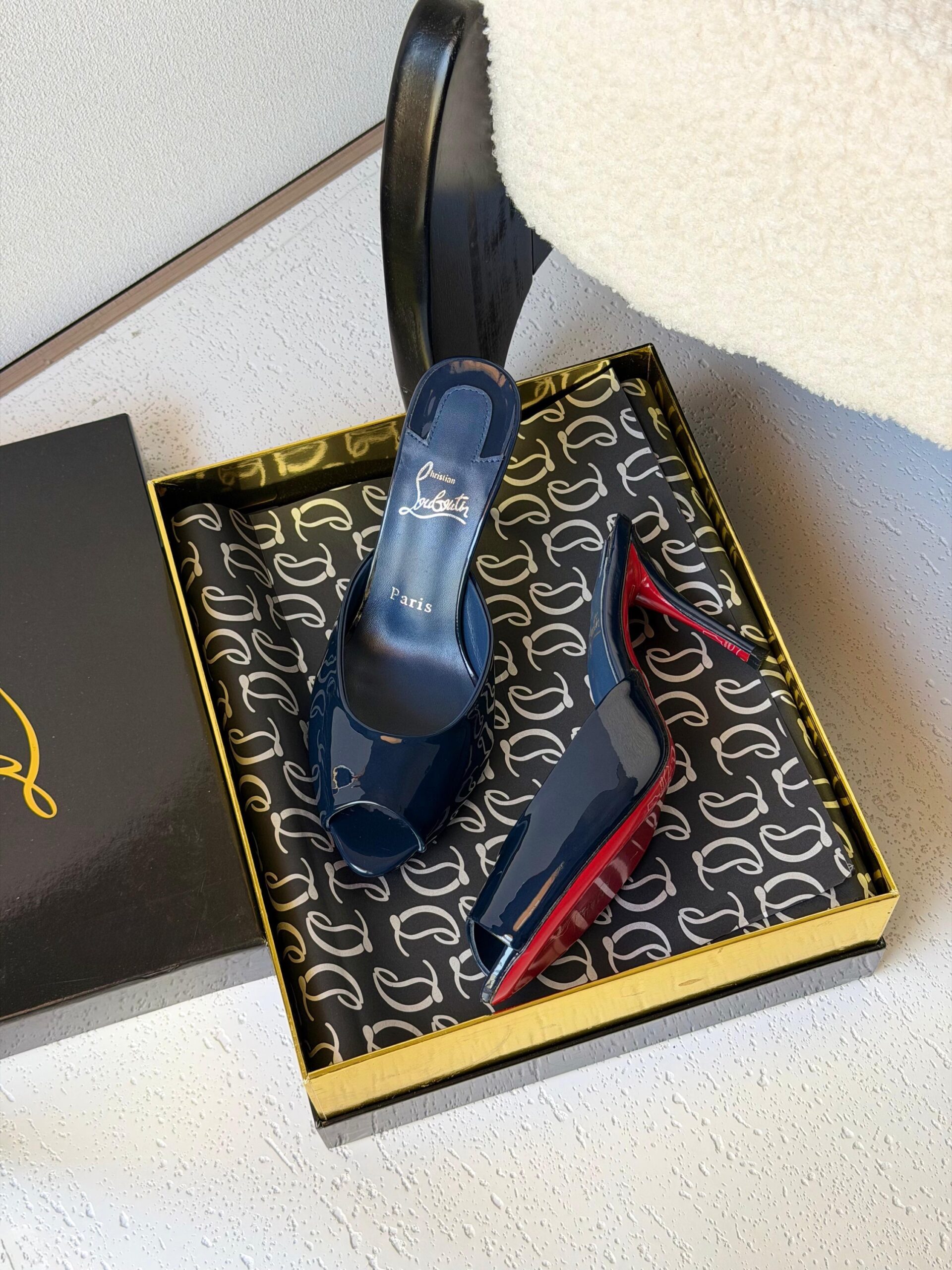 Christian Louboutin Me Dolly 100 Patent Leather Mules - Image 4