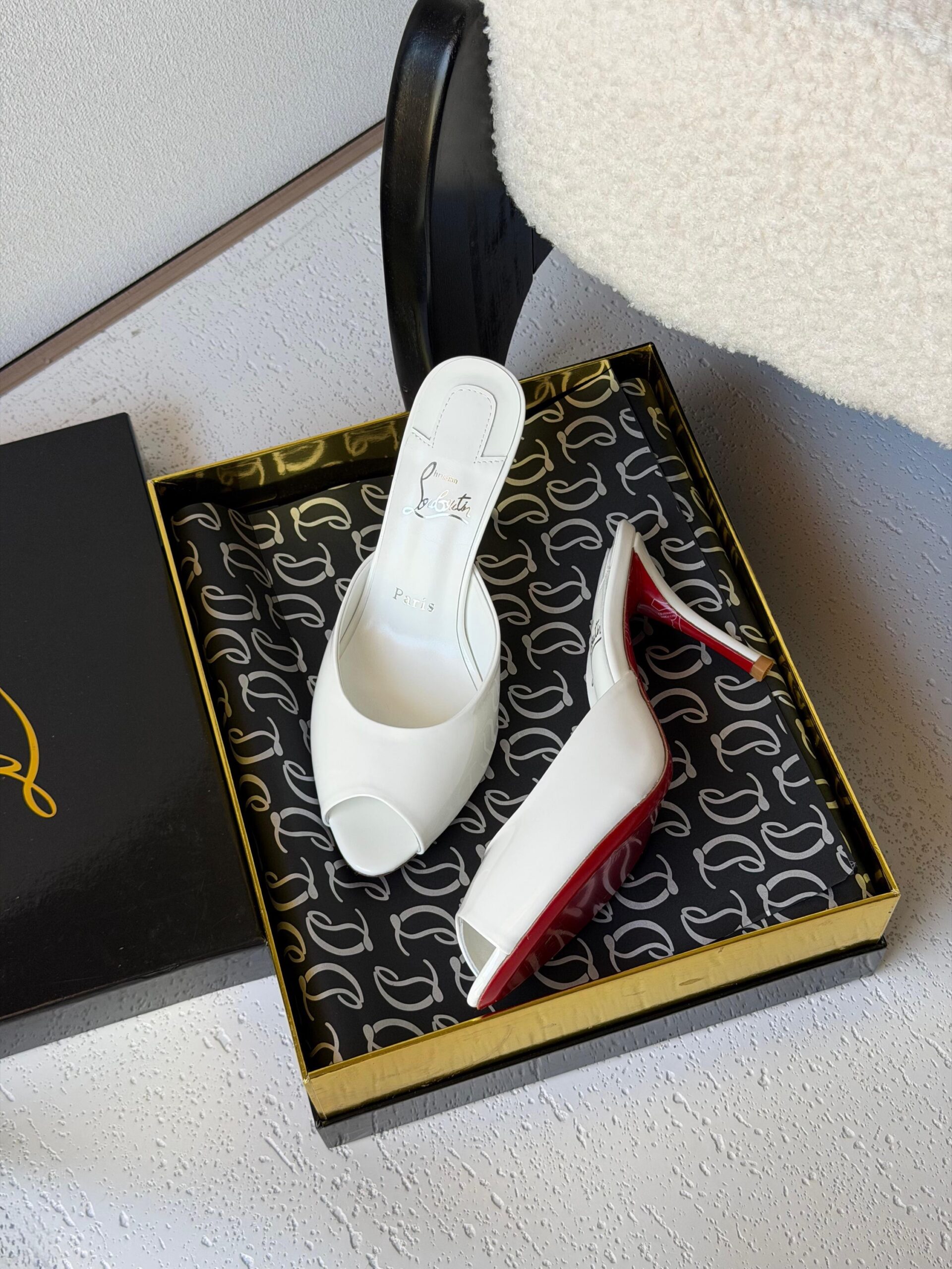 Christian Louboutin Me Dolly 100 Patent Leather Mules - Image 2