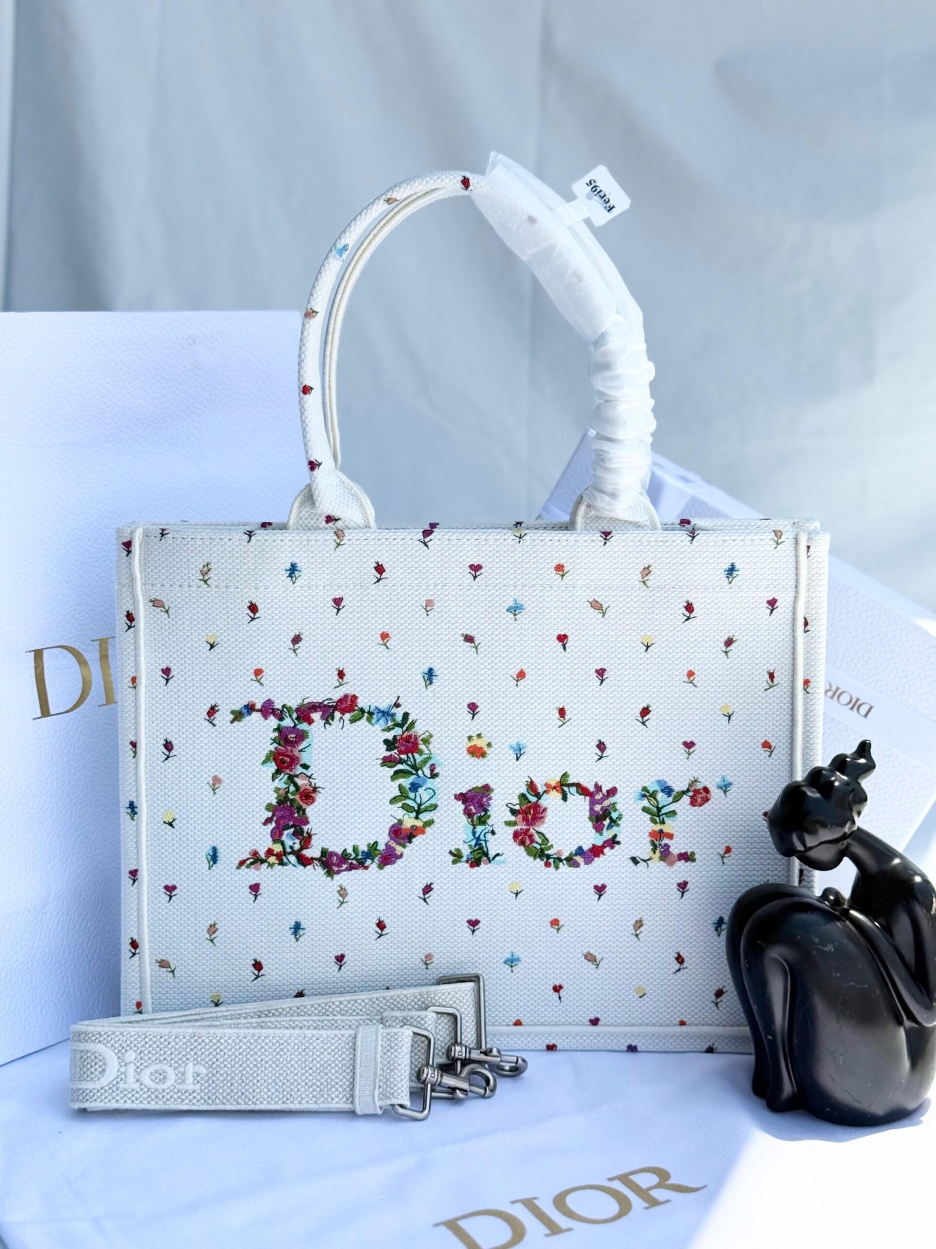 Christian Dior Book Tote Bag - Image 9