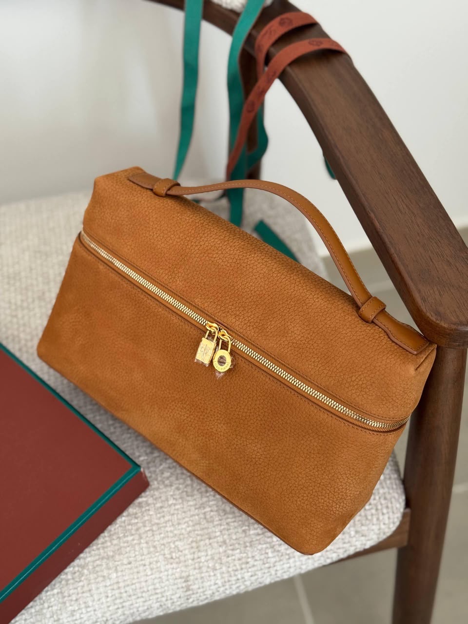 Loro Piana Suede 19 Cm - Image 3