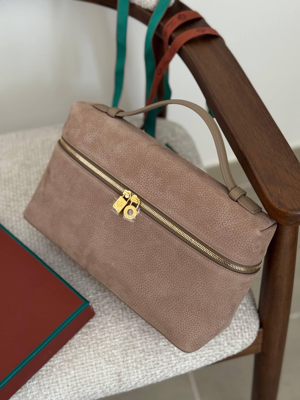 Loro Piana Suede 19 Cm - Image 2
