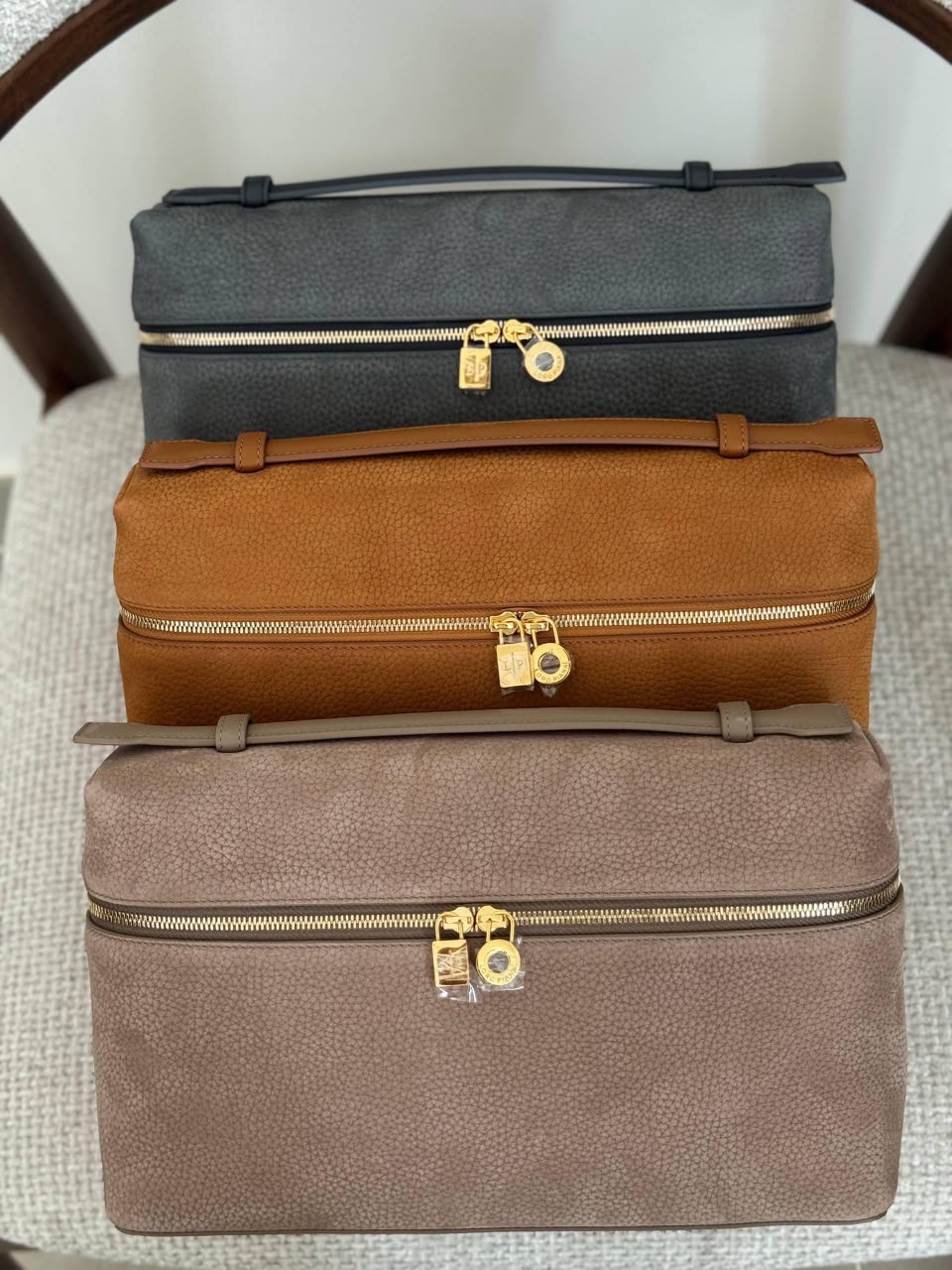 Loro Piana Suede 19 Cm - Image 4