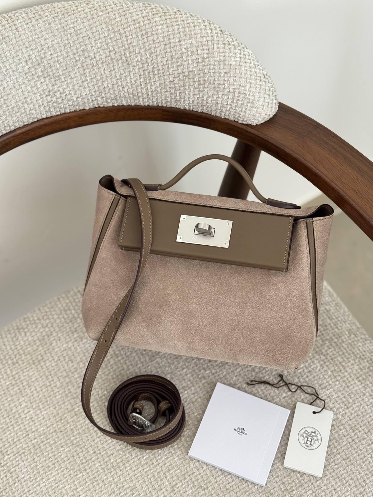 Hermes Swift Leather 24 Cm - Image 2