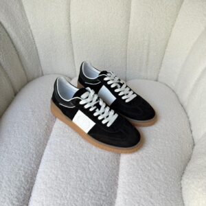 Valentino Garavani Upvillage Low-Top Sneakers