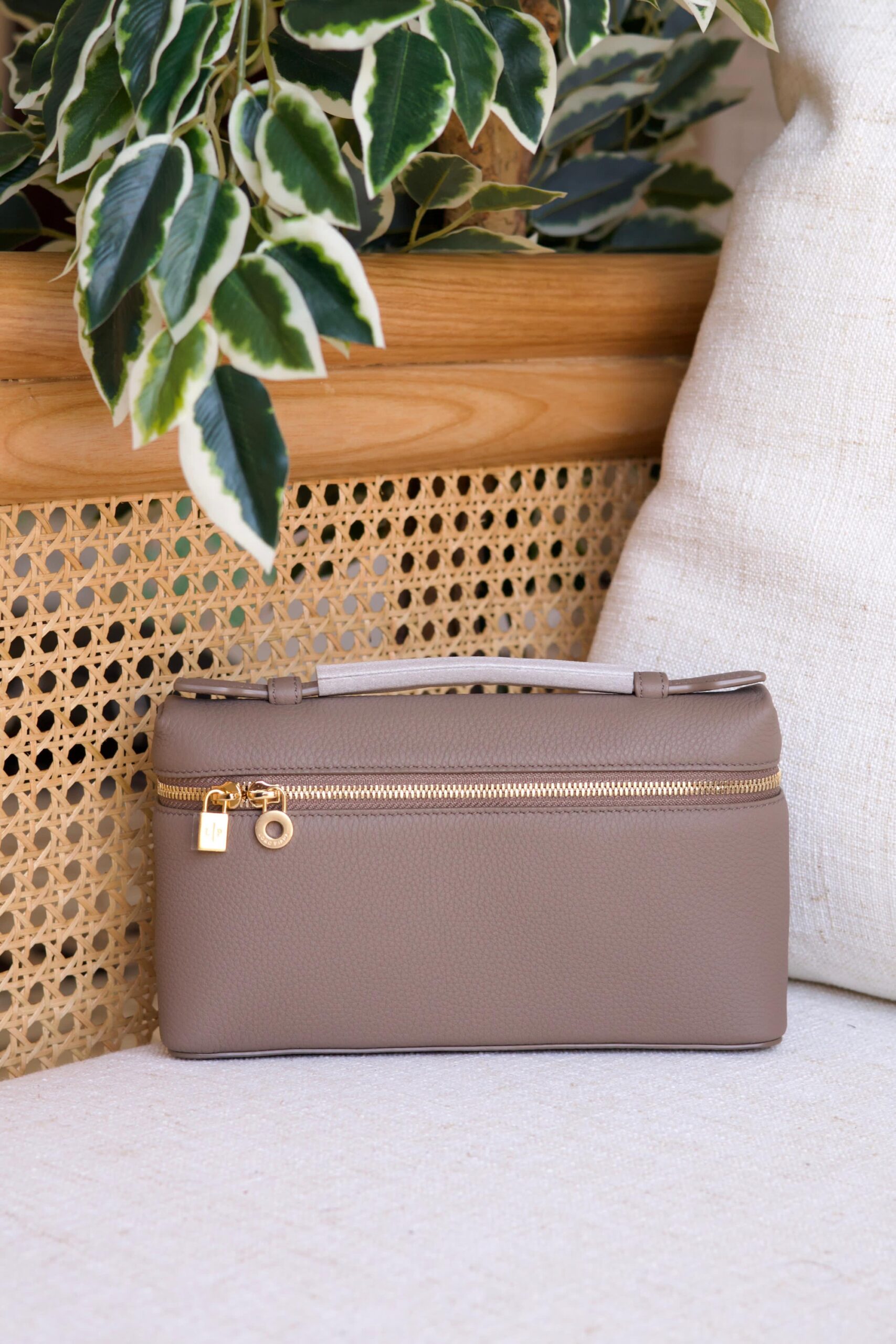 Loro Piana Extra Pocket L19 Grained Calfskin Pouch - Image 19