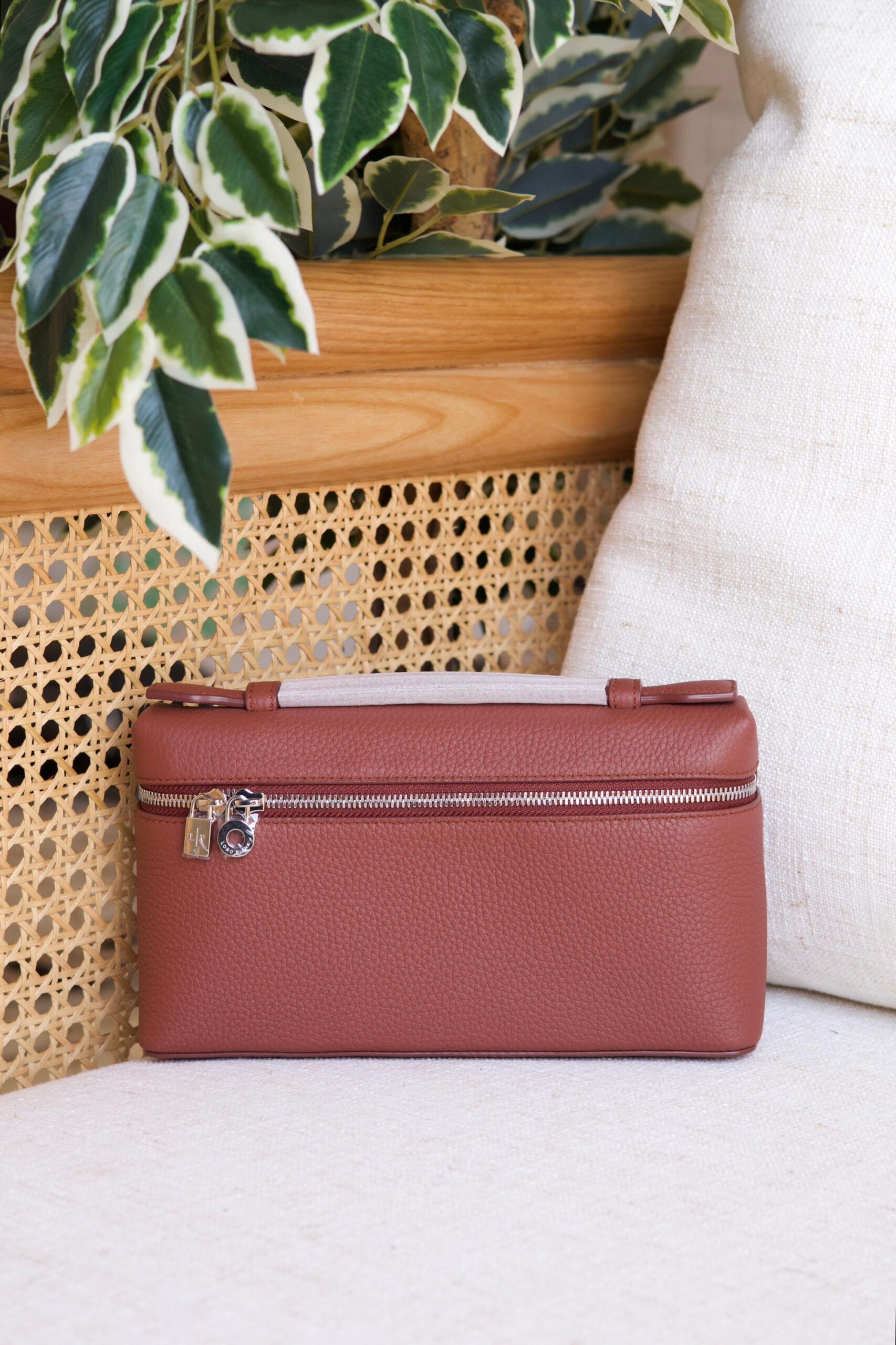 Loro Piana Extra Pocket L19 Grained Calfskin Pouch - Image 3