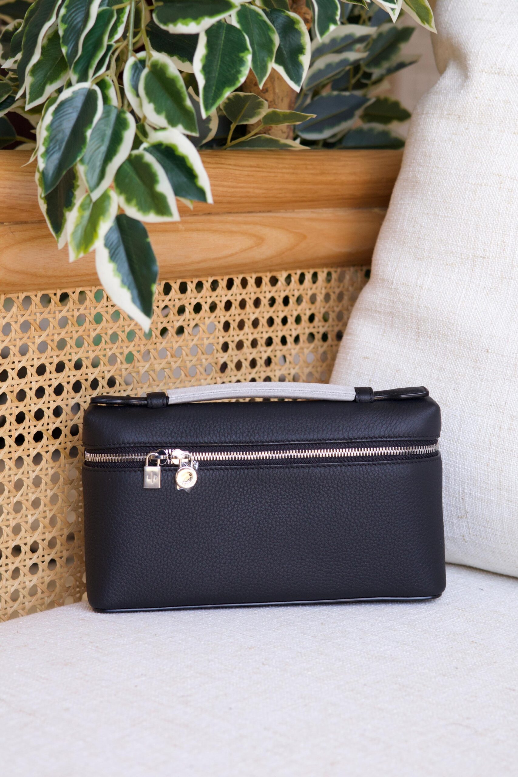 Loro Piana Extra Pocket L19 Grained Calfskin Pouch - Image 6