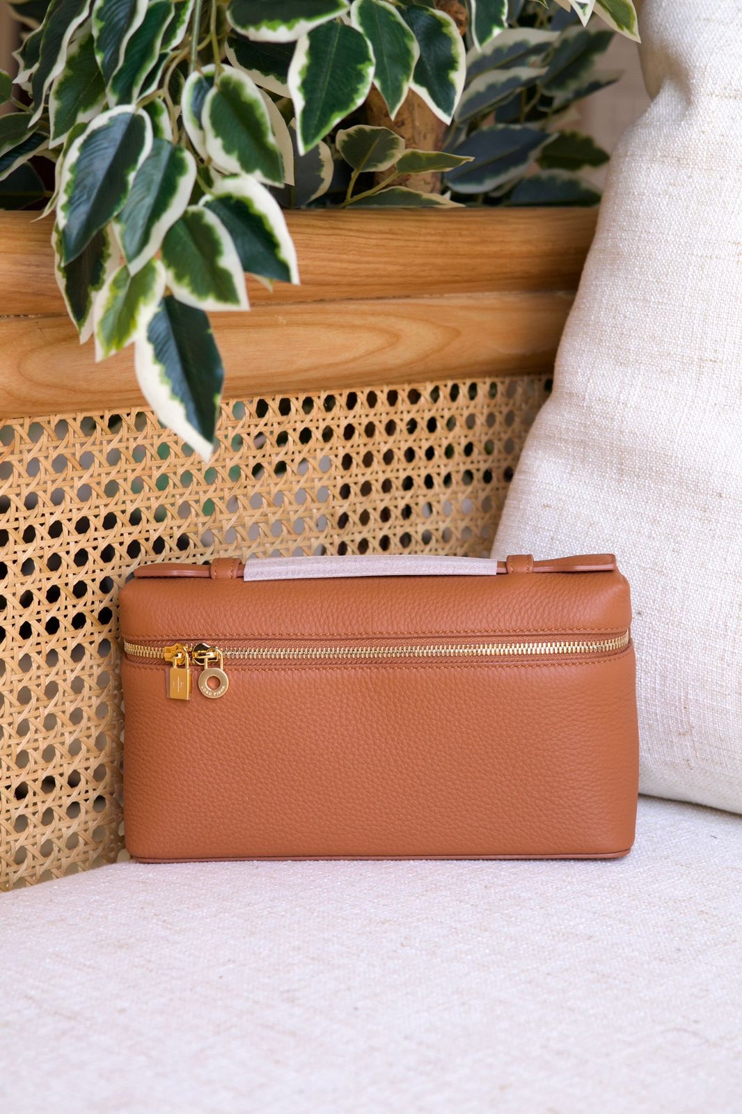 Loro Piana Extra Pocket L19 Grained Calfskin Pouch - Image 11