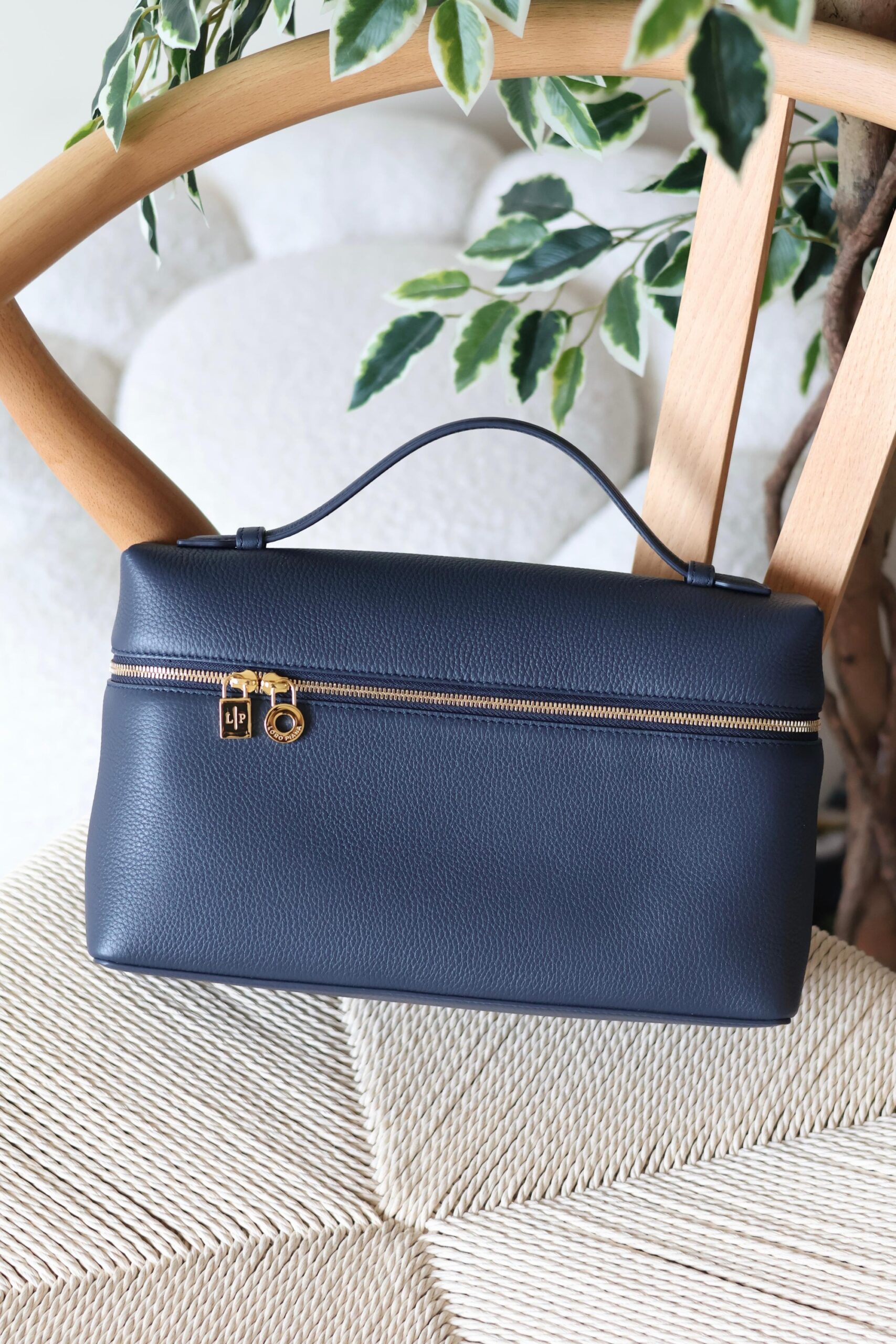 Loro Piana Extra Pocket Pouch L27 Grained Calfskin Leather - Image 22