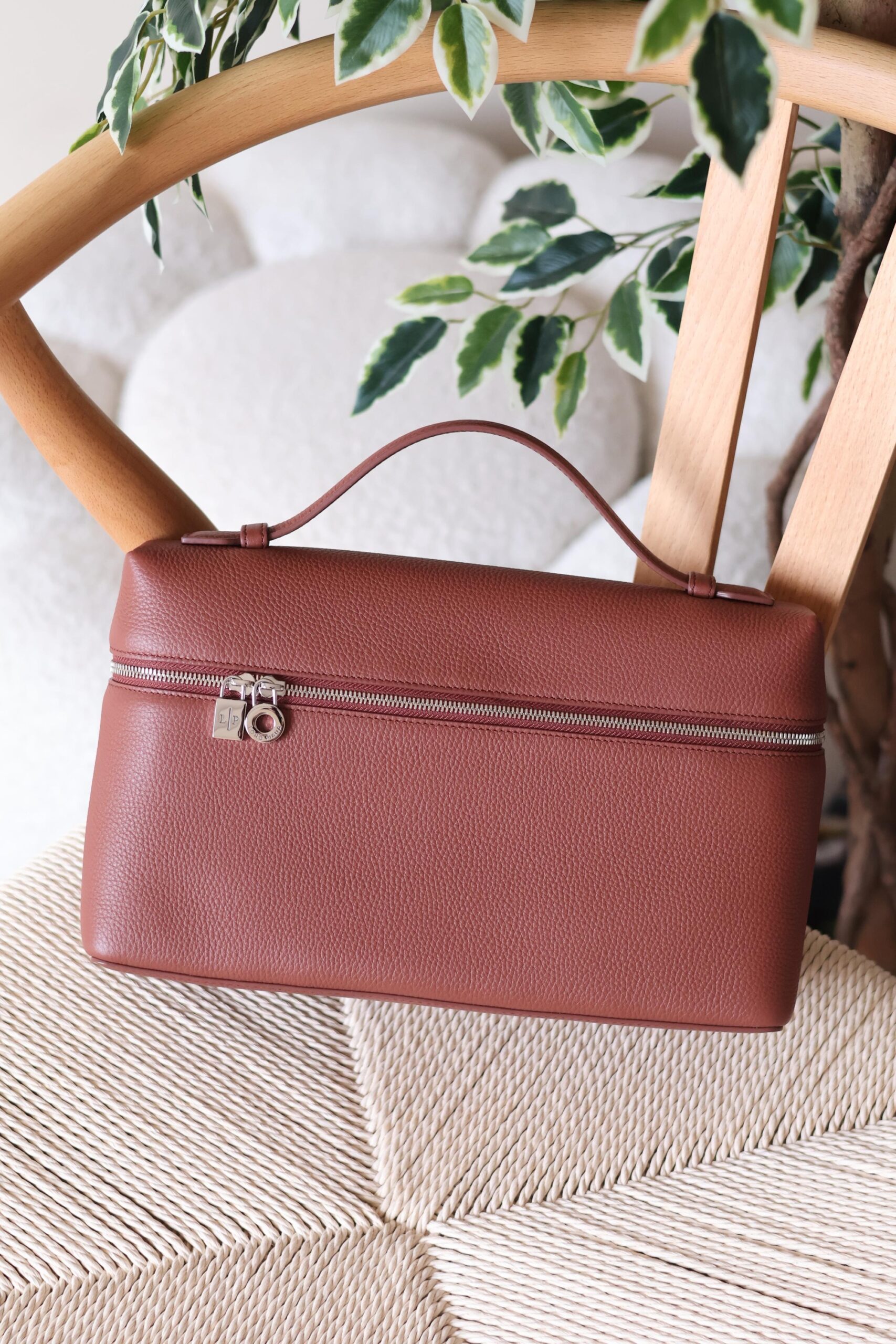 Loro Piana Extra Pocket Pouch L27 Grained Calfskin Leather - Image 13