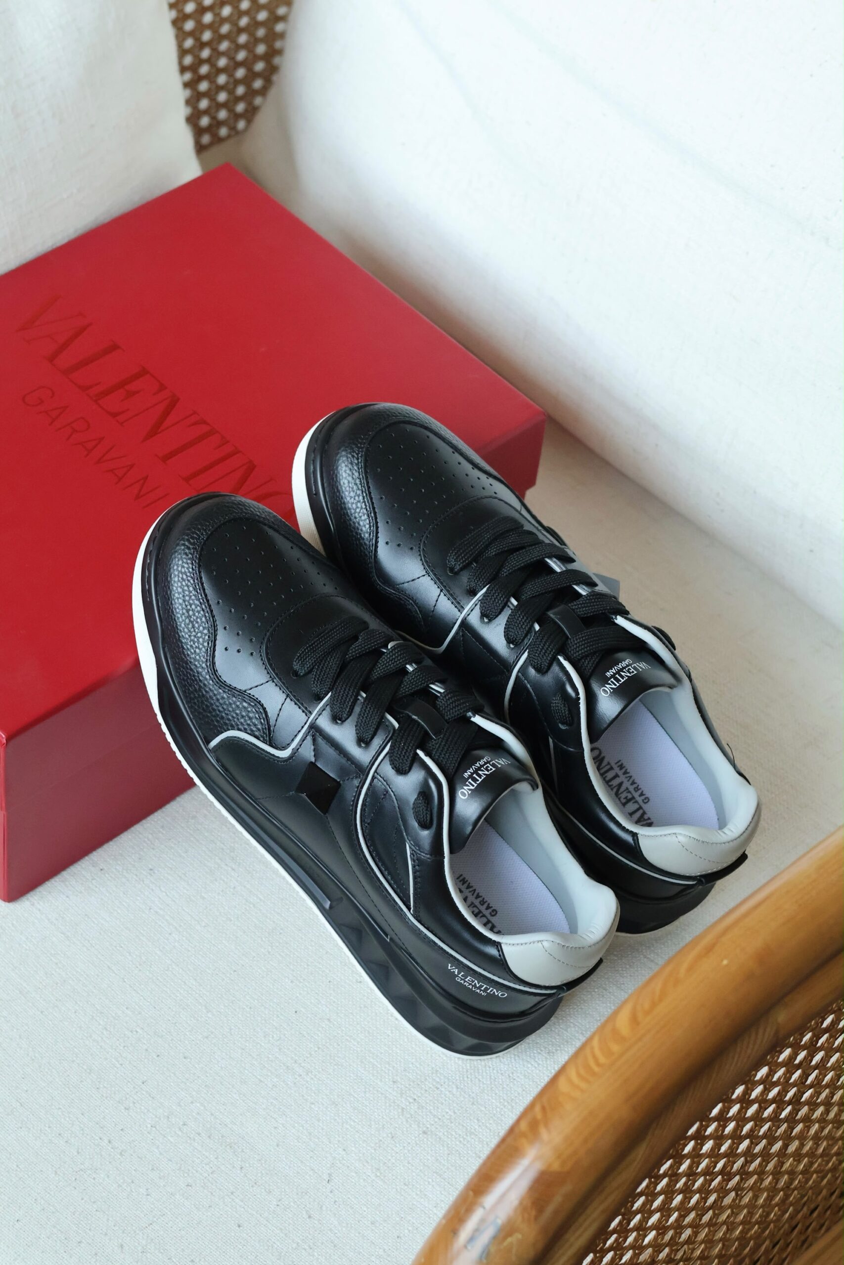 Valentino Garavani One Stud Low-Top Sneakers - Image 2