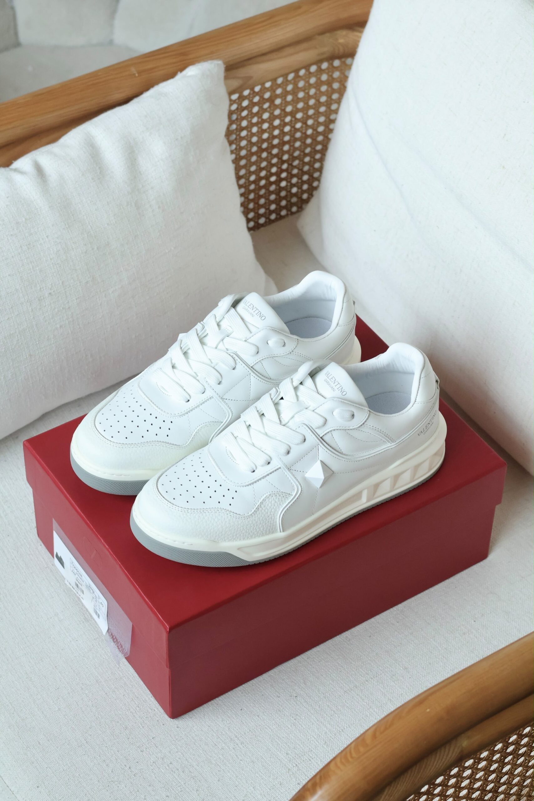 Valentino Garavani One Stud Low-Top Sneakers - Image 3