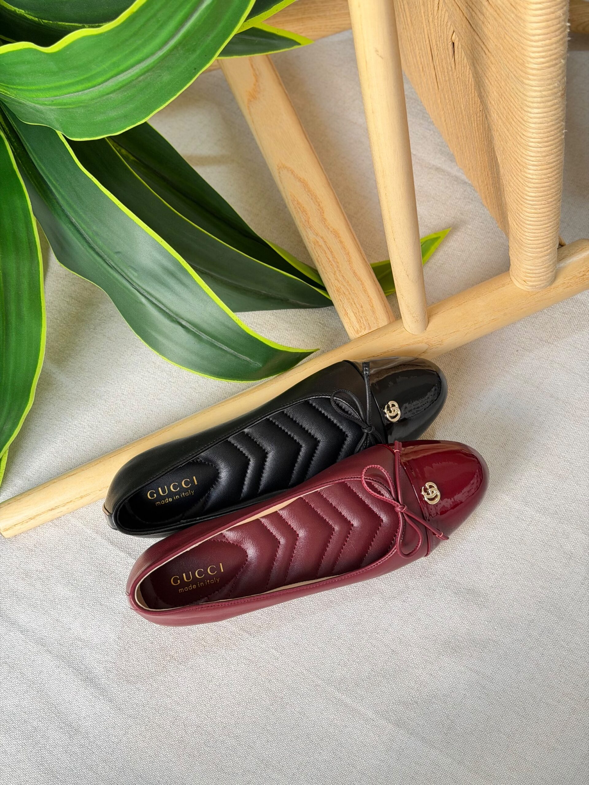 Gucci Leather Ballet Flats - Image 2