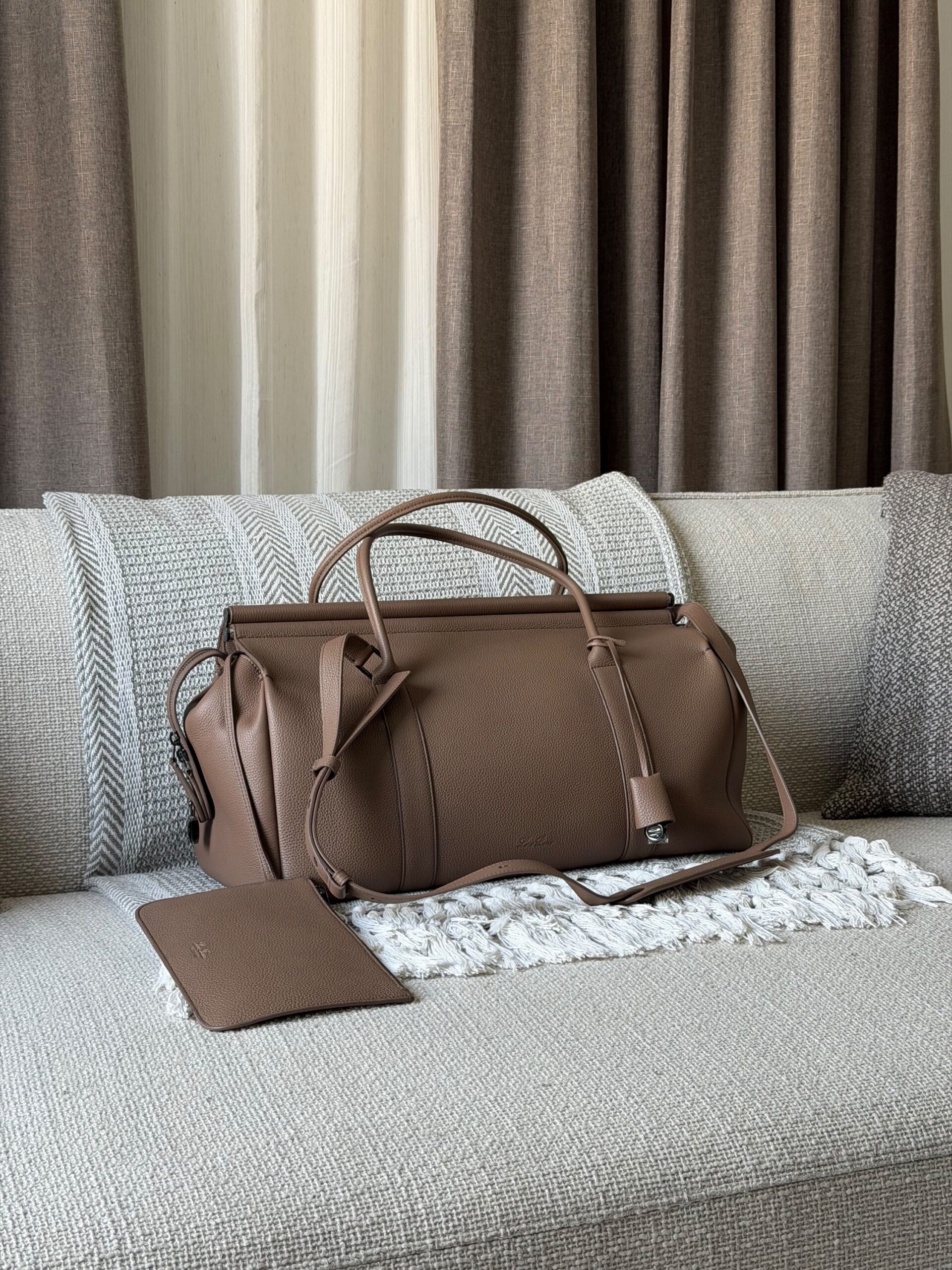 Loro Piana Loom Weekender Bag L42 in Grained - Image 4