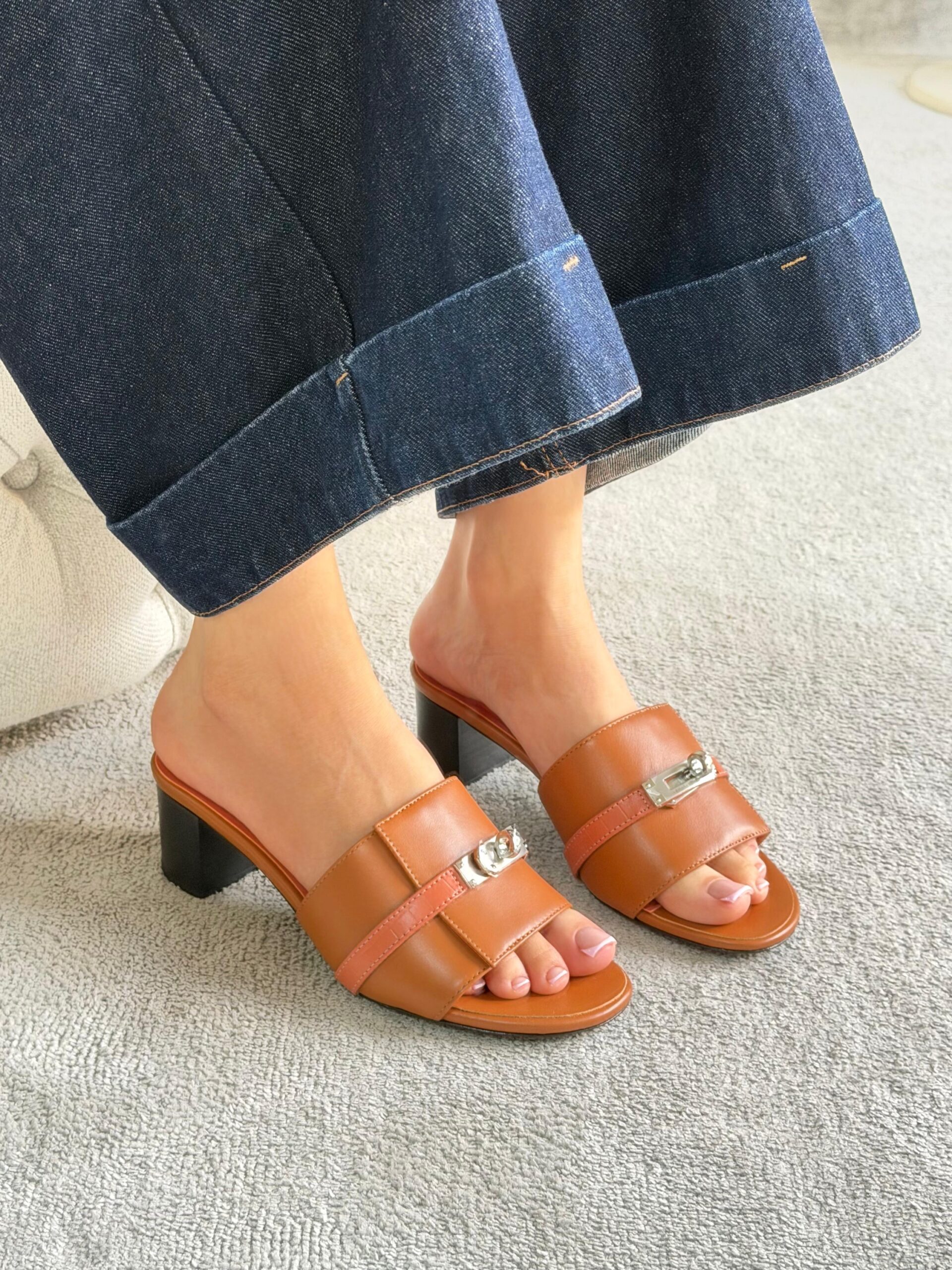 Hermès Giulia Flat Sandal - Image 9